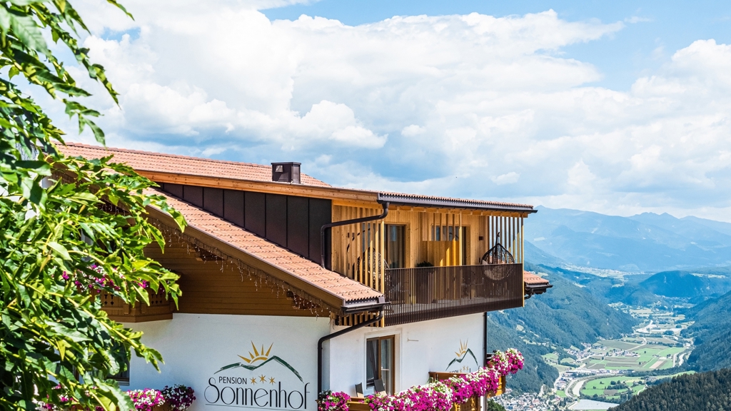 Pension Sonnenhof - Gasthof / Pension in Meransen im Eisacktal / Südtirol