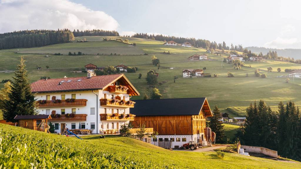 Speckerhof_Sommer_3_16-9_3d98dfda1b.jpg