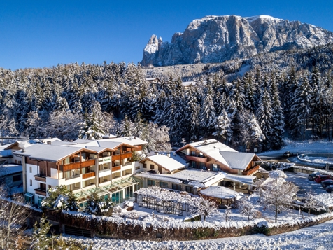 Hotel St. Anton - Fiè allo Sciliar sull’Alpe di Siusi-Sciliar