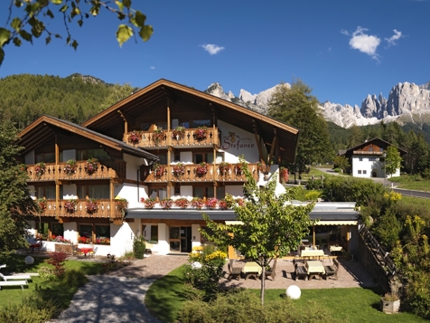 Hotel Stefaner - Tiers am Rosengarten im Seiser Alm-Schlerngebiet