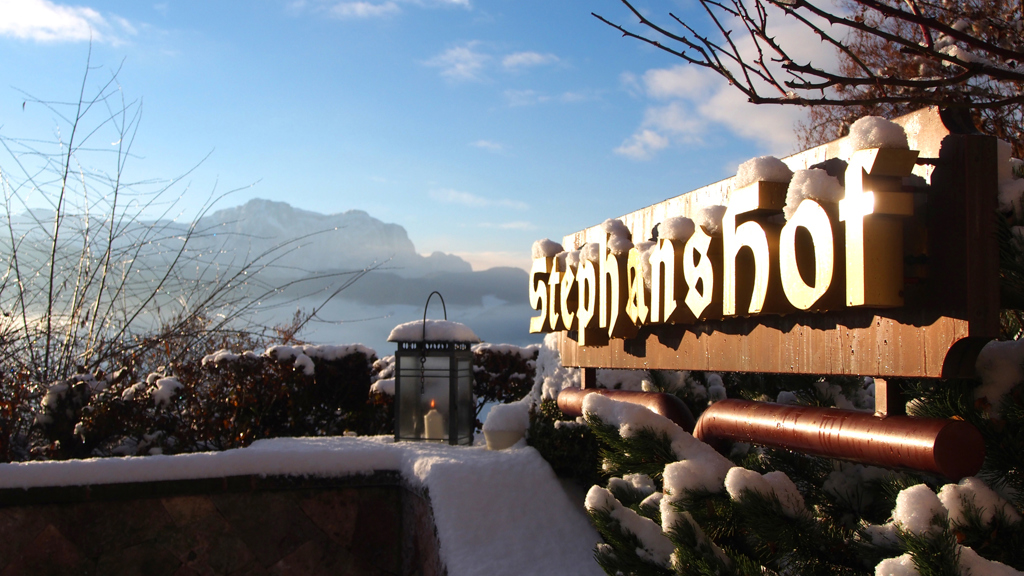 stephanshof_winter_bearbeitet.jpg