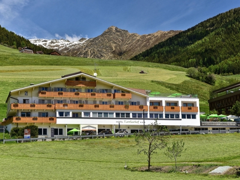 Hotel Tirolerhof - Terenten am Kronplatz