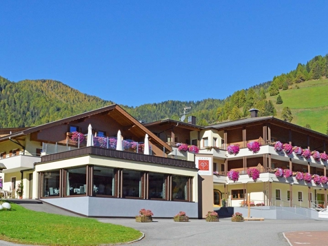 Hotel Trenker - Braies in Alta Pusteria