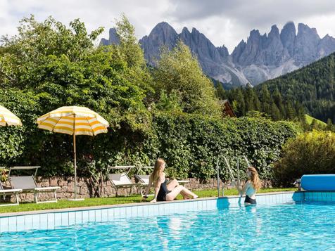 Hotel Tyrol - Dolomites slow living - Villnöss in Eisacktal