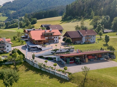 Ferienwohnungen Winklerhof - Reischach am Kronplatz