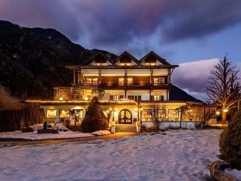 Ferien- & Wellnesshotel Windschar - Gais at Mt. Kronplatz