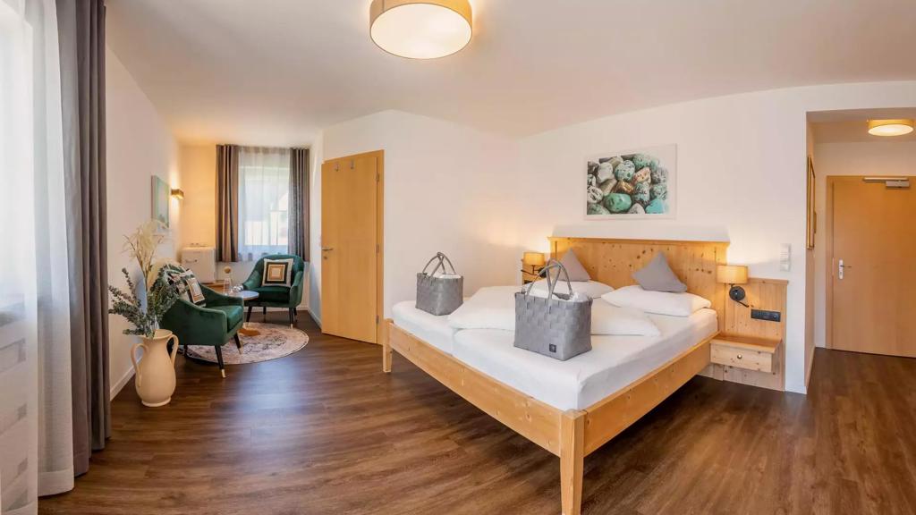 Wohlfühlhotel Mei Auszeit - Hotel in Plaus in Meran and environs / Tyrol du Sud