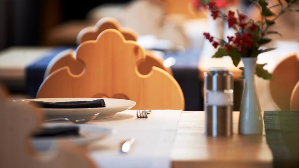 restaurant-detail-01.jpg