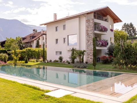 Ferienwohnungen Larcherhof - Lana in Meran und Umgebung