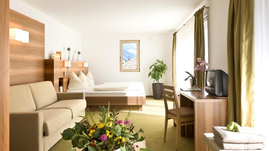 Klimaresidence Mittendorf - Ferienwohnung / Residence in Schenna in Meran und Umgebung / Südtirol