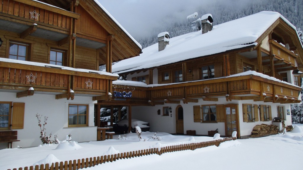 Residence Villa Ossi - Apartment / Residence in Antholz at Mt. Kronplatz / Południowy Tyrol