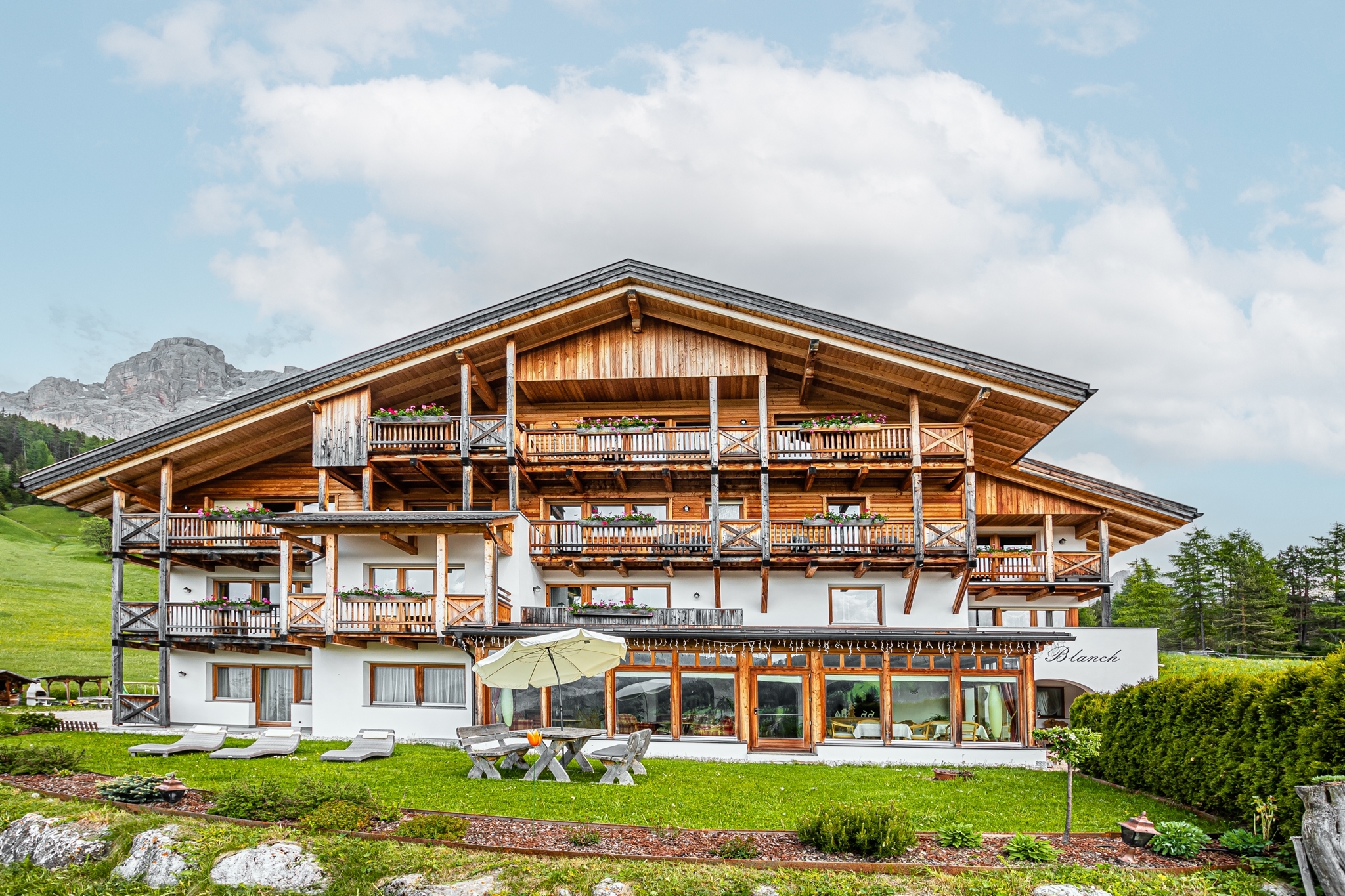 Hotel Ciasa Rü Blanch - Authentic view - St. Kassian in Alta Badia