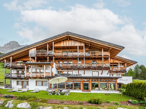 Hotel Ciasa Rü Blanch - Authentic view - St. Kassian in Alta Badia