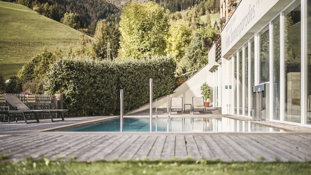 2310hn_falkensteiner-sonnenparadies-pool_v2-2.jpg