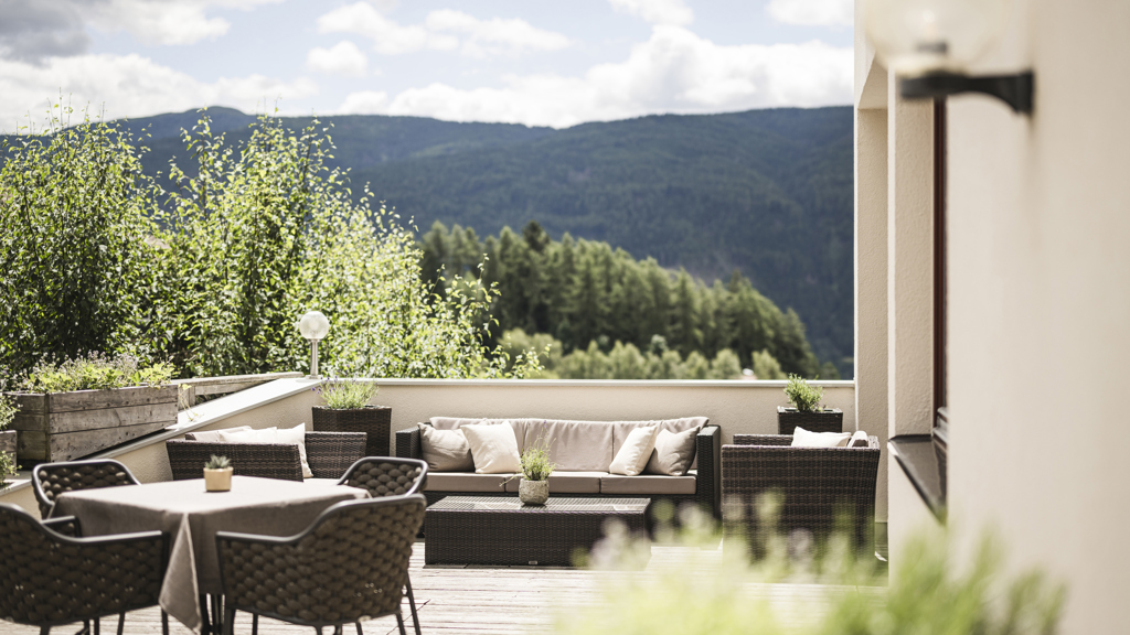 2407hn_falkensteiner-sonnenparadies-terrace_12.jpg