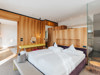 1_Hohenwart Suite_Bett.jpg