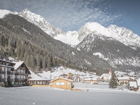 Hotel Vierbrunnenhof - Antholz at Mt. Kronplatz