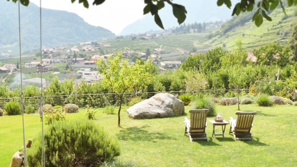 Dorfweber - Ferienwohnung / Residence in Algund in Meran und Umgebung / Südtirol