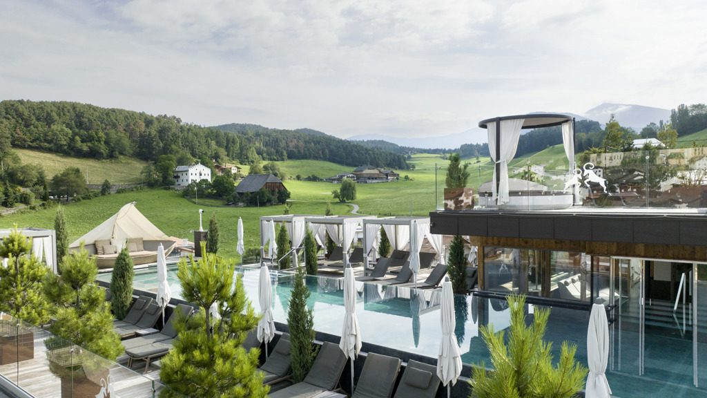 ABINEA Dolomiti Romantic SPA Hotel - Hotel in Kastelruth at Seiser Alm-Schlern / Południowy Tyrol