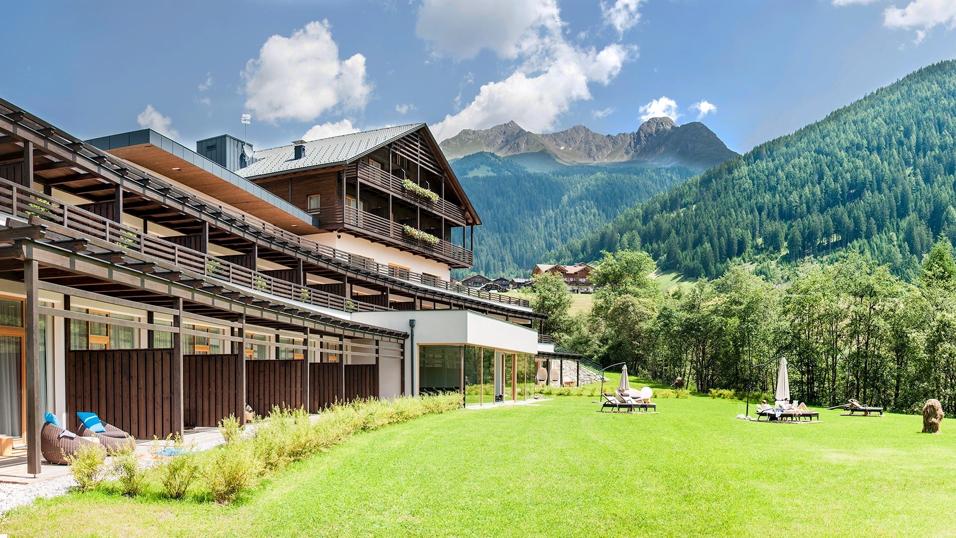 La Casies mountain living hotel - Gsies at Mt. Kronplatz