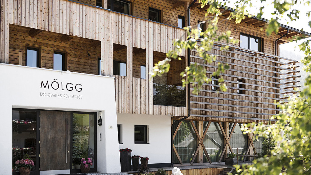 csm_appartement-Dolomites-Residence-Gadertal-Suedtirol_8ebf579907.jpg