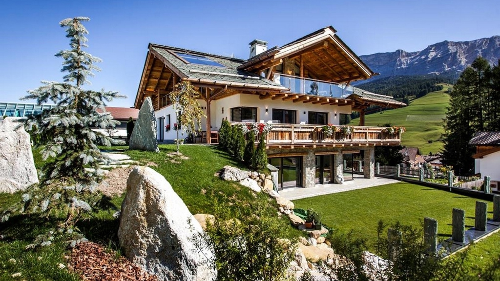 Chalet Stefan - Ferienwohnung / Residence in La Villa in Alta Badia / Südtirol
