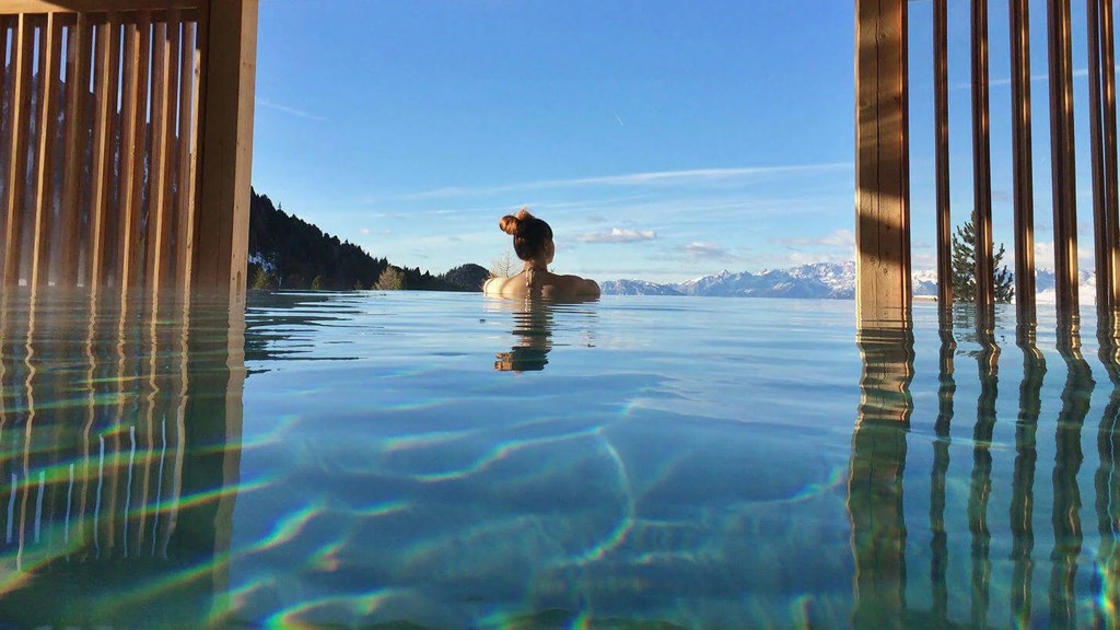 berghotel-suedtirol-wellnesshotel-dolomiten-panorama.jpg