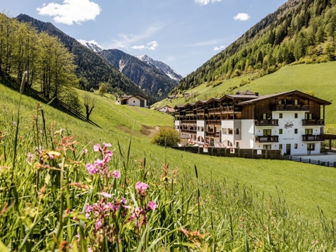 Hotel Almina Family & Spa - Jaufental in Eisacktal