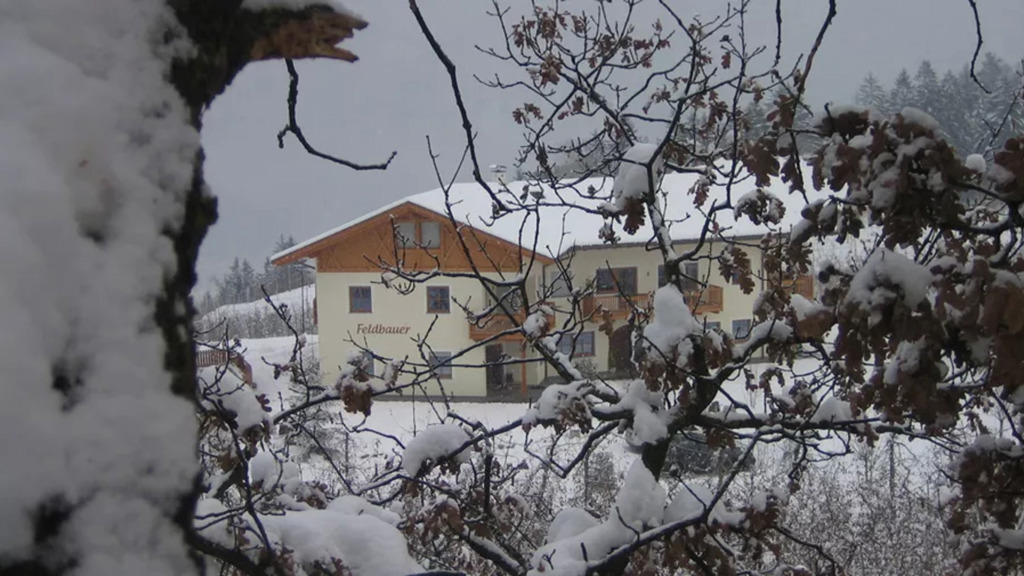 Feldbauer - Farm stay in Tisens in Meran and environs / Tyrol du Sud