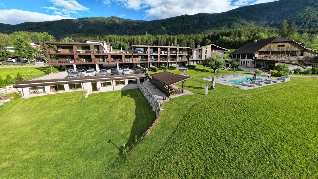 Photo_6815761_DJI_17_pano_17008629_0_2022731184248_photo_original.jpg.jpg