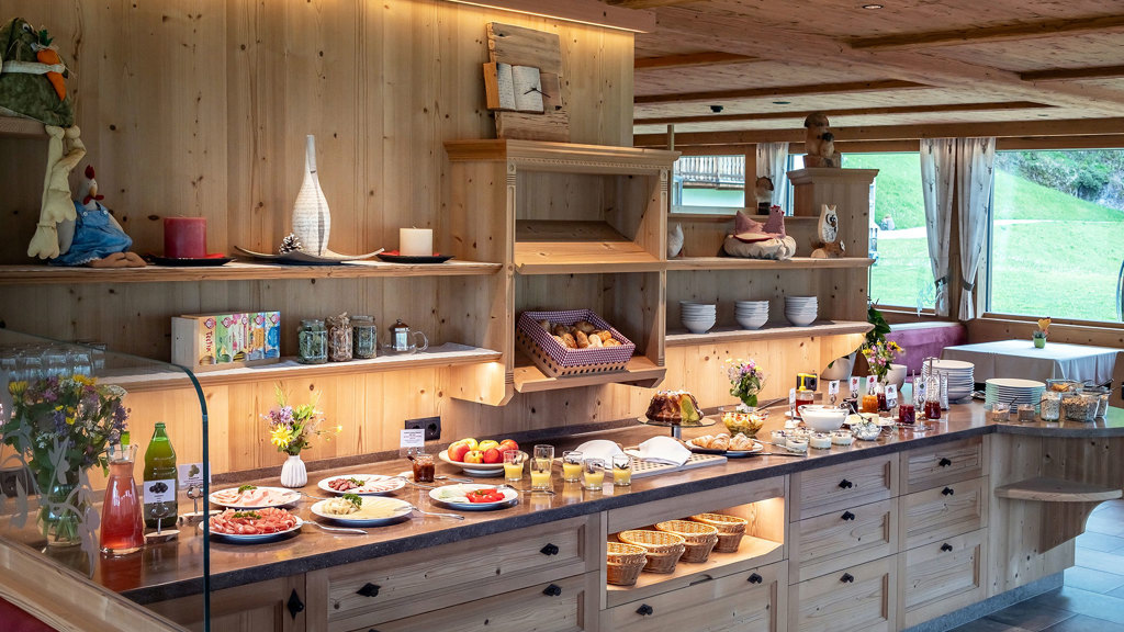 fruehstueck-buffet-01.jpg