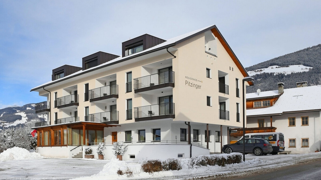 Residence Pitzinger - Appartamenti / Residence a Falzes a Plan de Corones / Alto Adige
