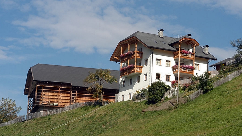 Ciasa Fordì - Ferienwohnung / Residence in St. Vigil in Enneberg am Kronplatz / Südtirol