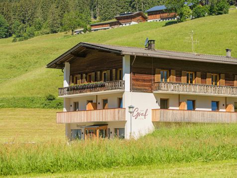 "Zum Graf" Klein Fein Hotel & Restaurant - Gsies at Mt. Kronplatz