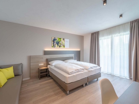 Residence Garni Hotel Vineus - Tramin an der Weinstraße in Southern South Tyrol