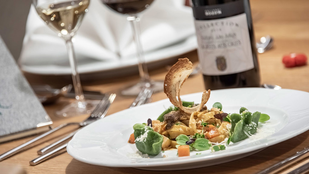 full-moon-dinner-04.jpg