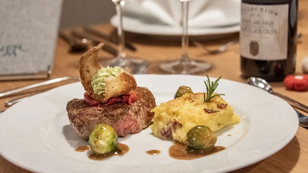 full-moon-dinner-13.jpg