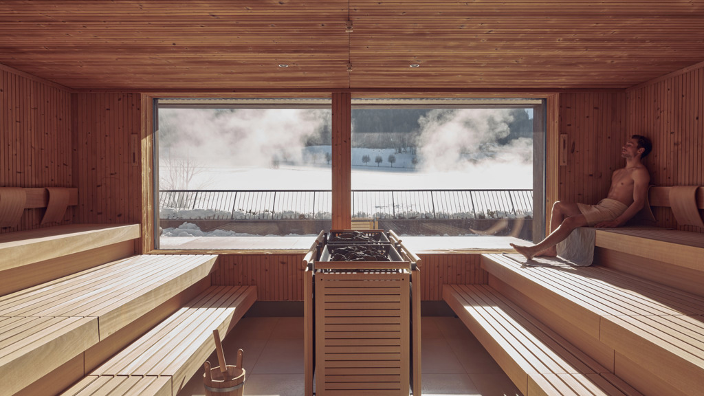 2201bb_falkensteiner-kronplatz-winter_sauna_1878 (2).jpg
