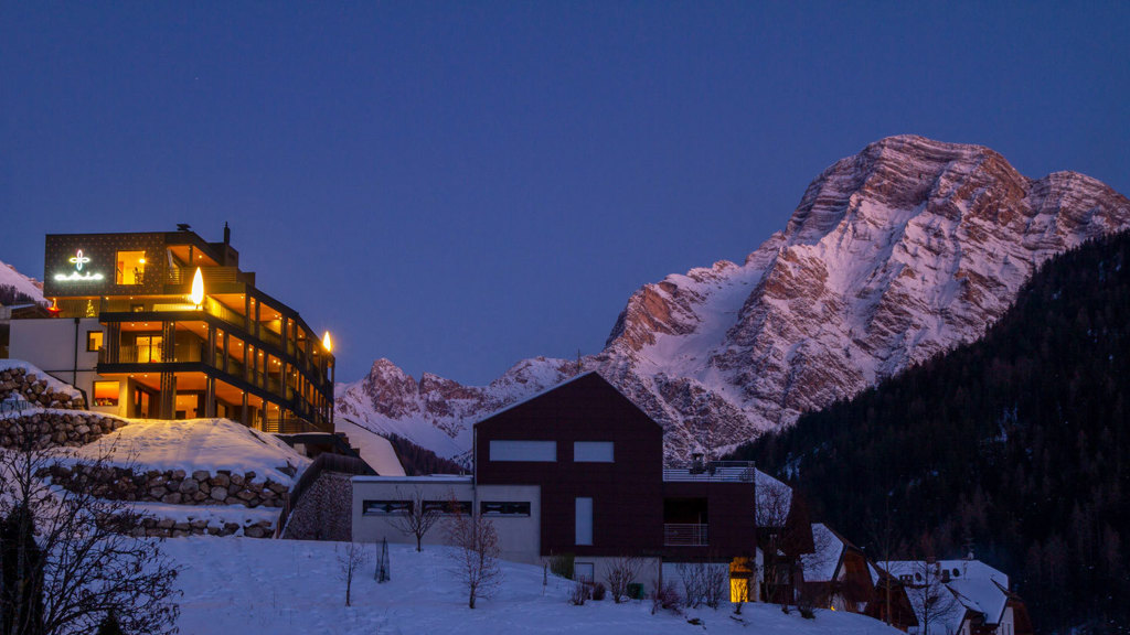 Aois 4 Elements Suites - Apartment / Residence in Alta Badia in South Tyrol / Dolomites