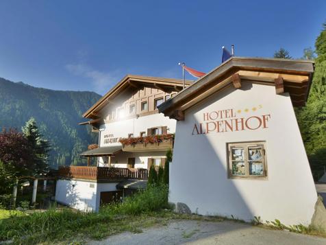 Hotel Alpenhof - Ulten in Ultental