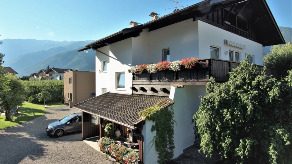 Appartement Haus Von Spinn - Apartment / Residence in Latsch in Vinschgau / Tyrol du Sud