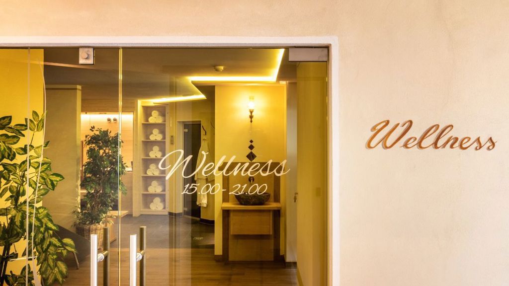 csm_hotel-monte-44-selva-wellness-ral0122_33b454fb9f.jpg