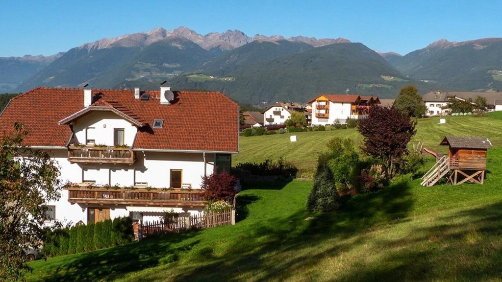 csm_appartements-hellwegerhof-header-01_253245f28d.jpg