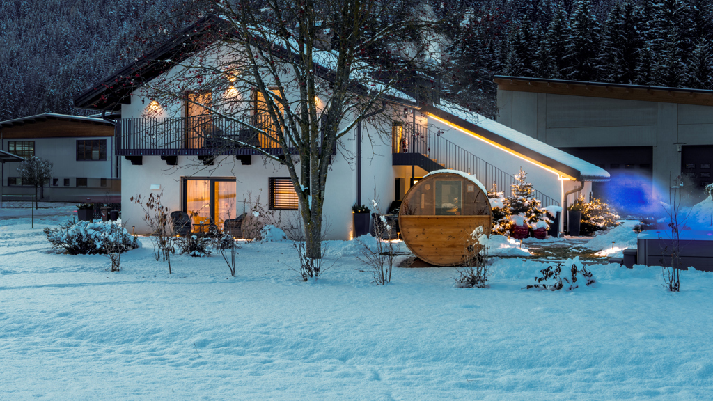 ! RM20241205_Hofmann Apartments_Outdoor_Winter_0047a-HDR.jpg
