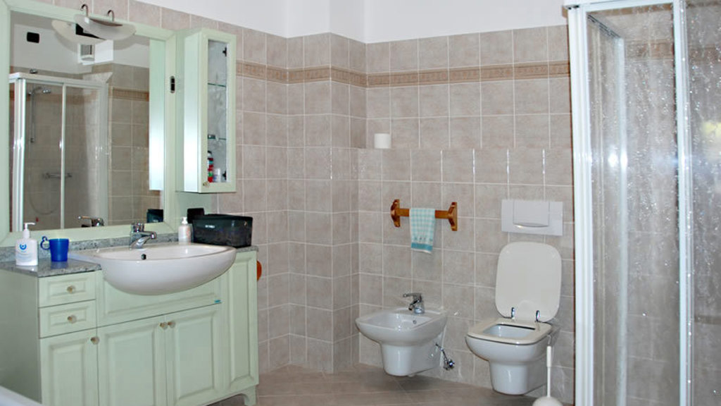 bagno01zoom.jpg