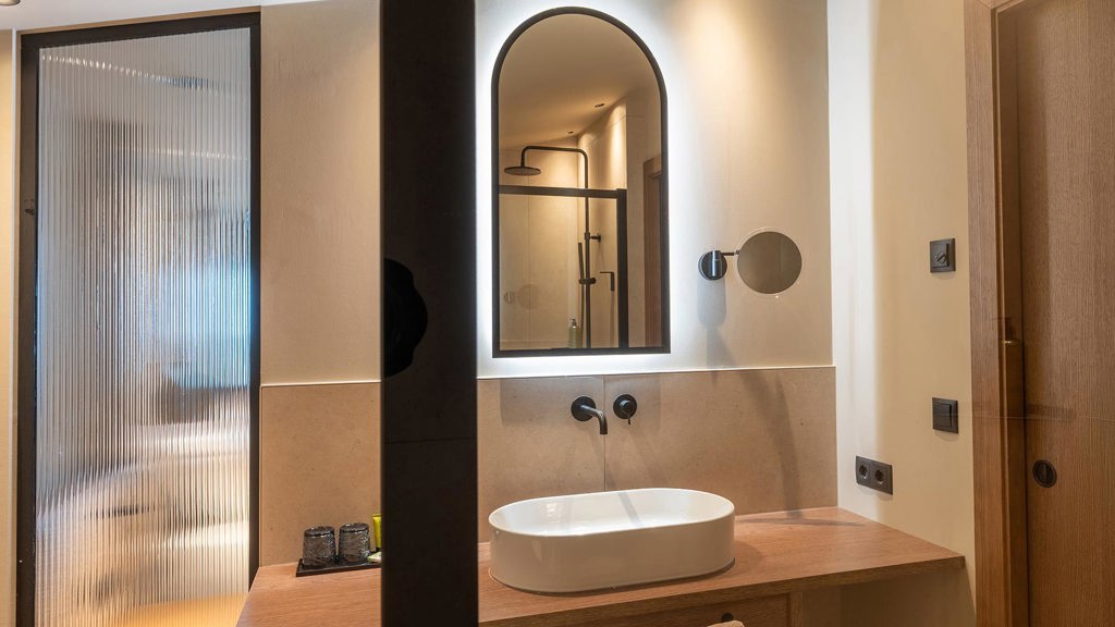 A7404931-HDR.jpg