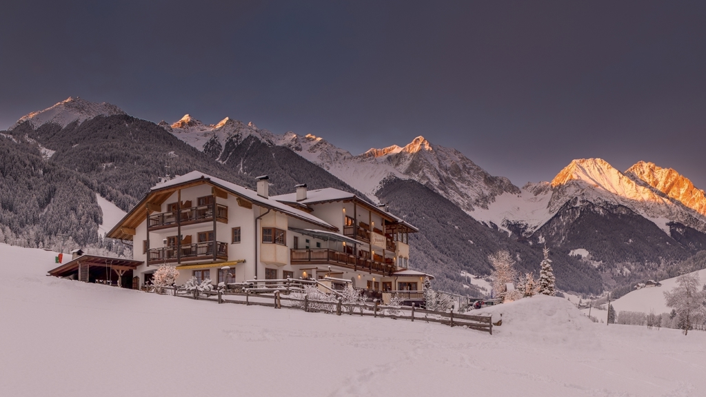 Berghotel Johanneshof - Hotel in Antholz at Mt. Kronplatz / Zuid-Tirol