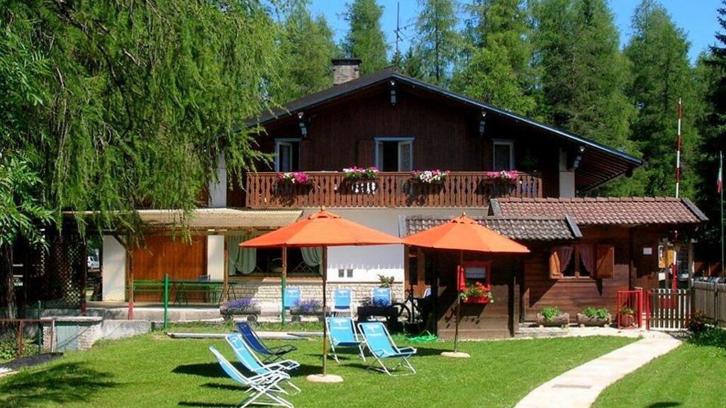 camping-rocchetta-internationa (1).jpg