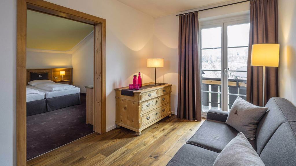 DOLOMITI SUITE3.jpg