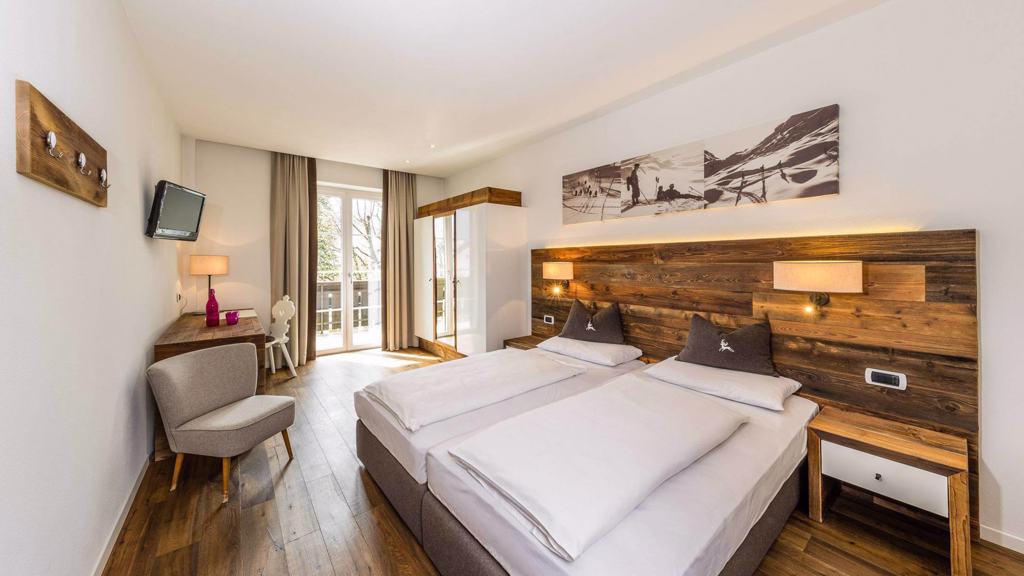DOPPELZIMMER TIROL1.jpg